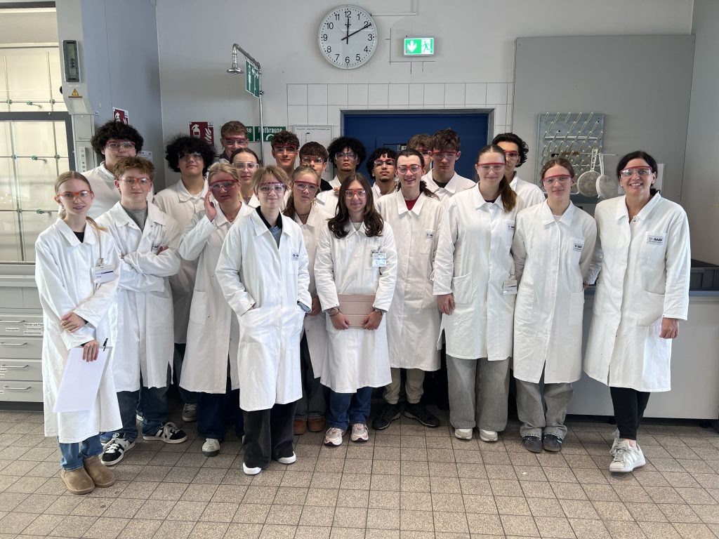 kurs basf chemie